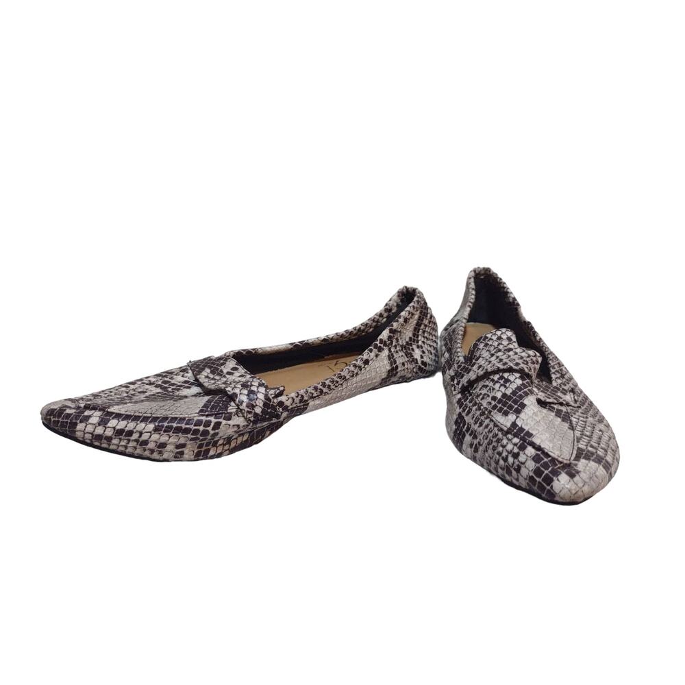 Rouge Helium Women's Flats Size 6